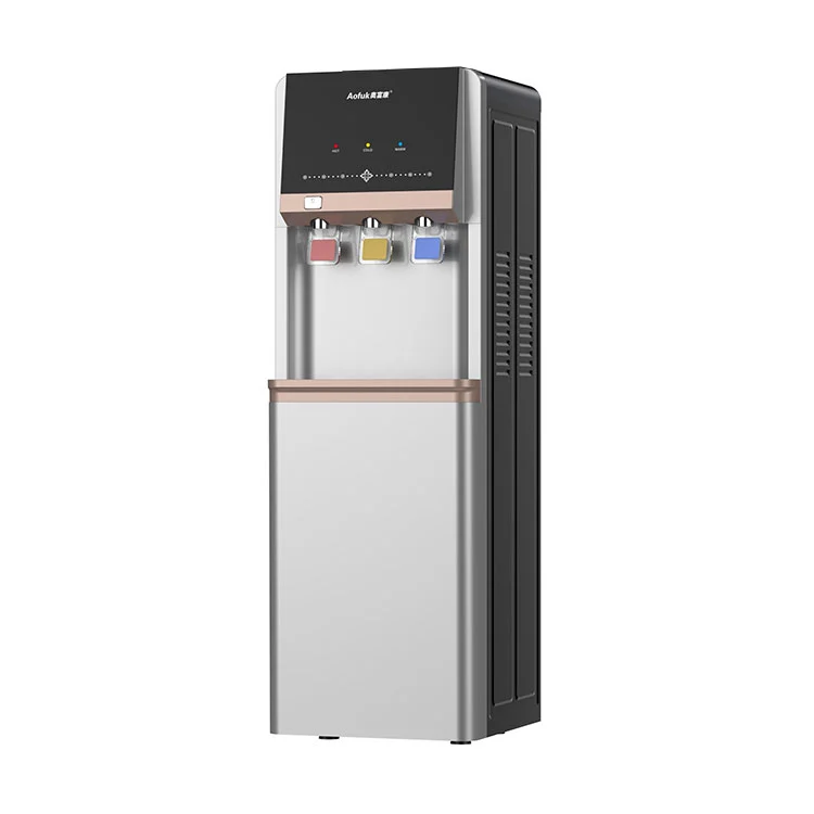 3 kranen pijpleiding waterdispenser